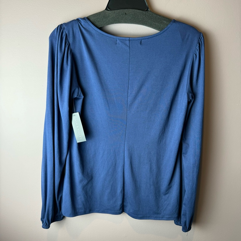 NWT Ash & Violet Blue V-Neck Embroidered Floral Top M - Picture 5 of 7